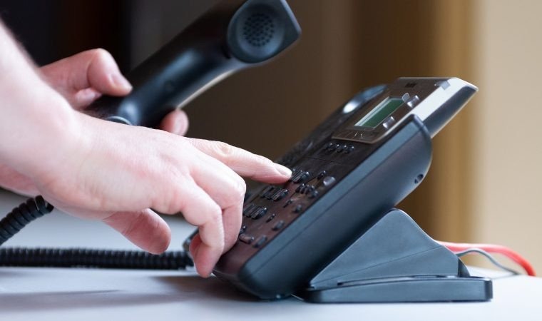 Dyżury telefoniczne specjalistów ZUS - InfoBrzeszcze.pl