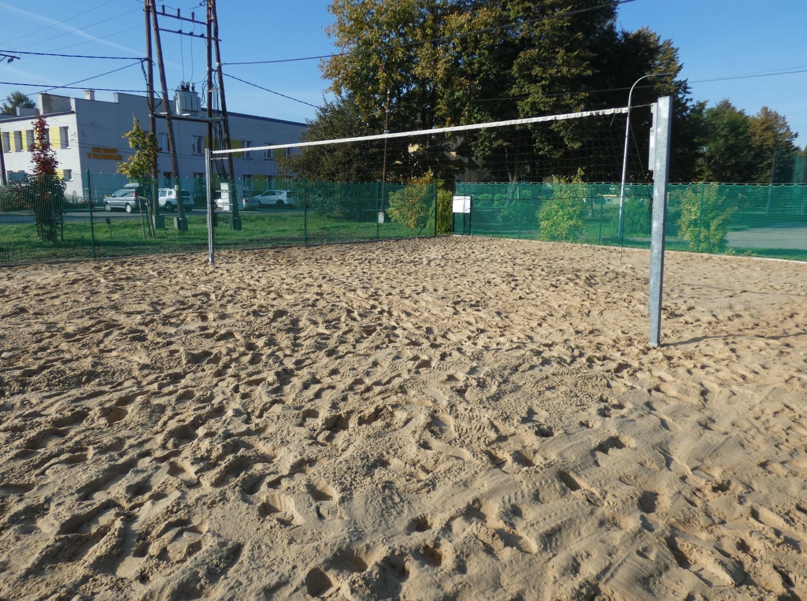 W Wilczkowicach odnowiono boisko do siatkówki plażowej - InfoBrzeszcze.pl