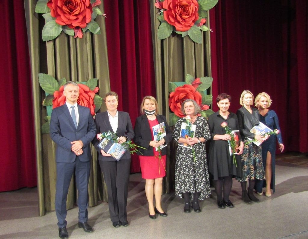 Gala z okazji Dnia Edukacji Narodowej - InfoBrzeszcze.pl