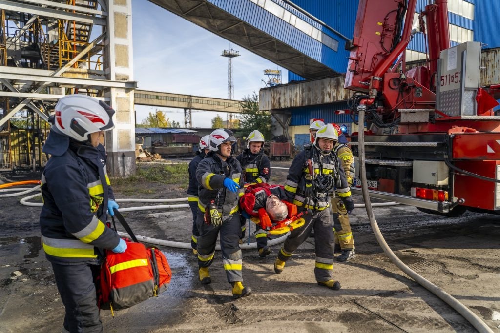 Ćwiczenia ratowniczo-gaśnicze na terenie ZG Brzeszcze -FOTO- InfoBrzeszcze.pl