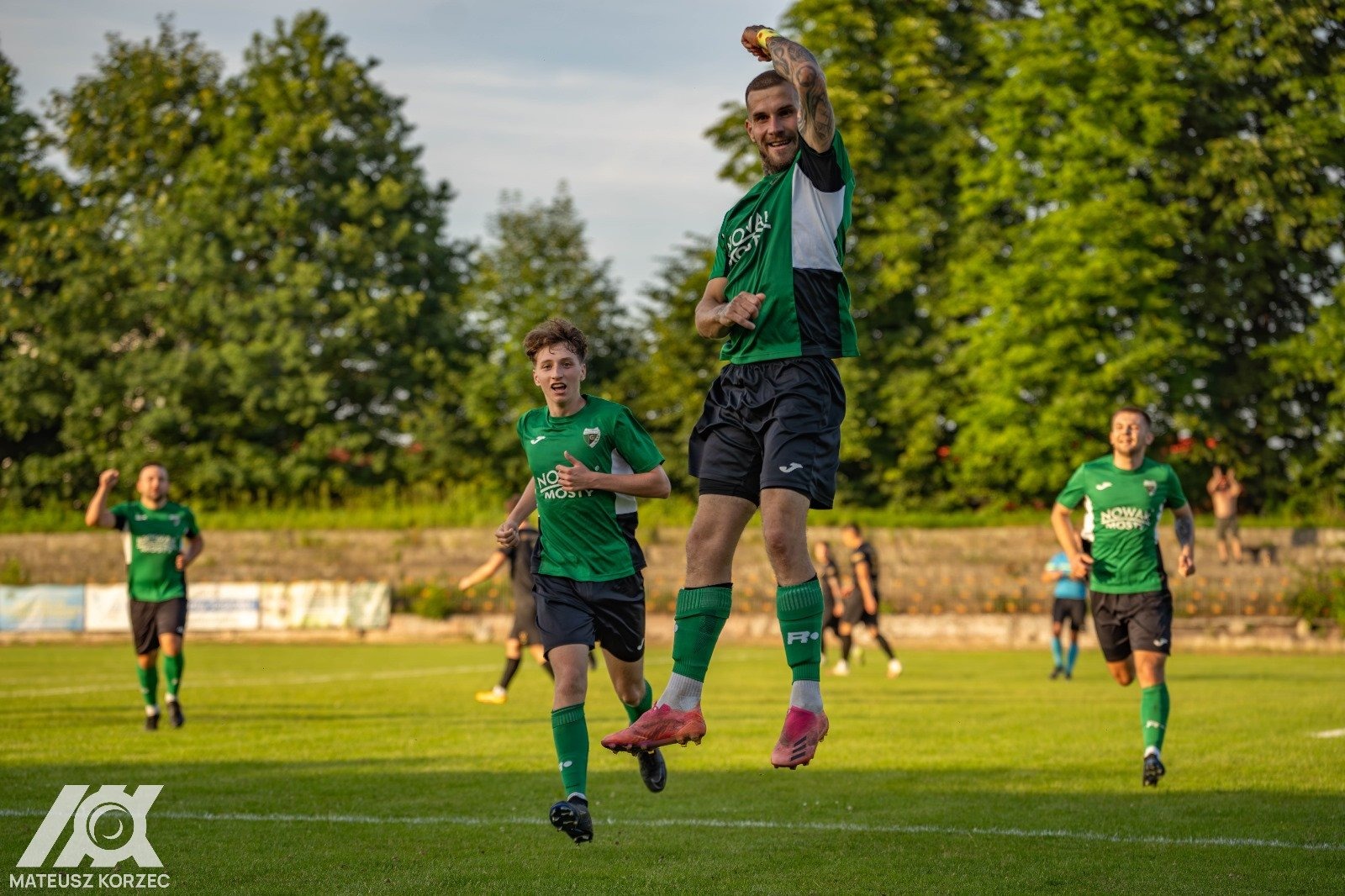 Dramat w Brzeszczach: Górnik Rezygnuje z Klasy Okręgowej, Zgoda Byczyna-Jaworzno Wraca do Gry! - InfoBrzeszcze.pl