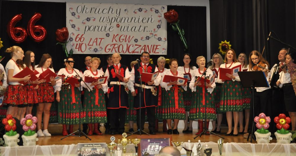 Jubileusz Zespołu "Grojczanie" i Koła Gospodyń Wiejskich w Grojcu