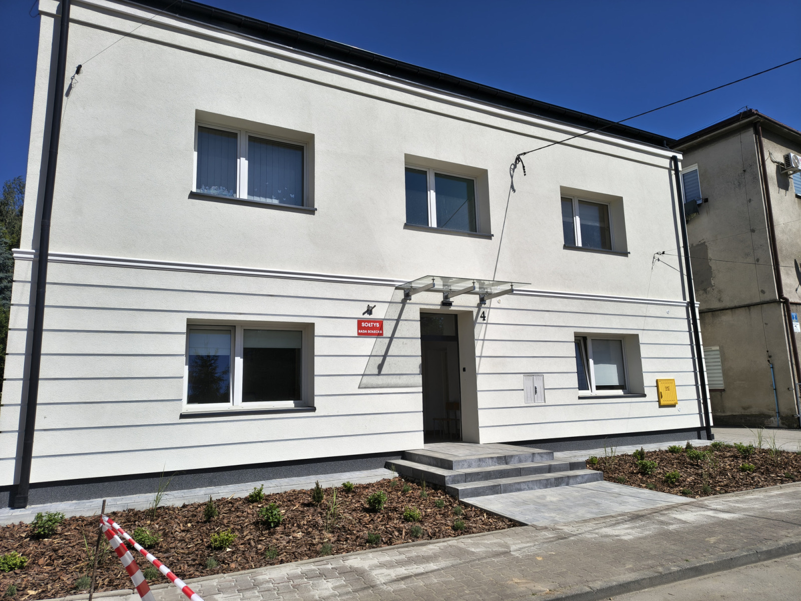 Budynek gminny w Brzezince po termomodernizacji