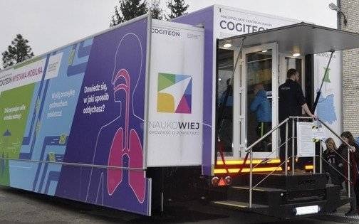 NaukoWIEJ czyli powietrzne atrakcje