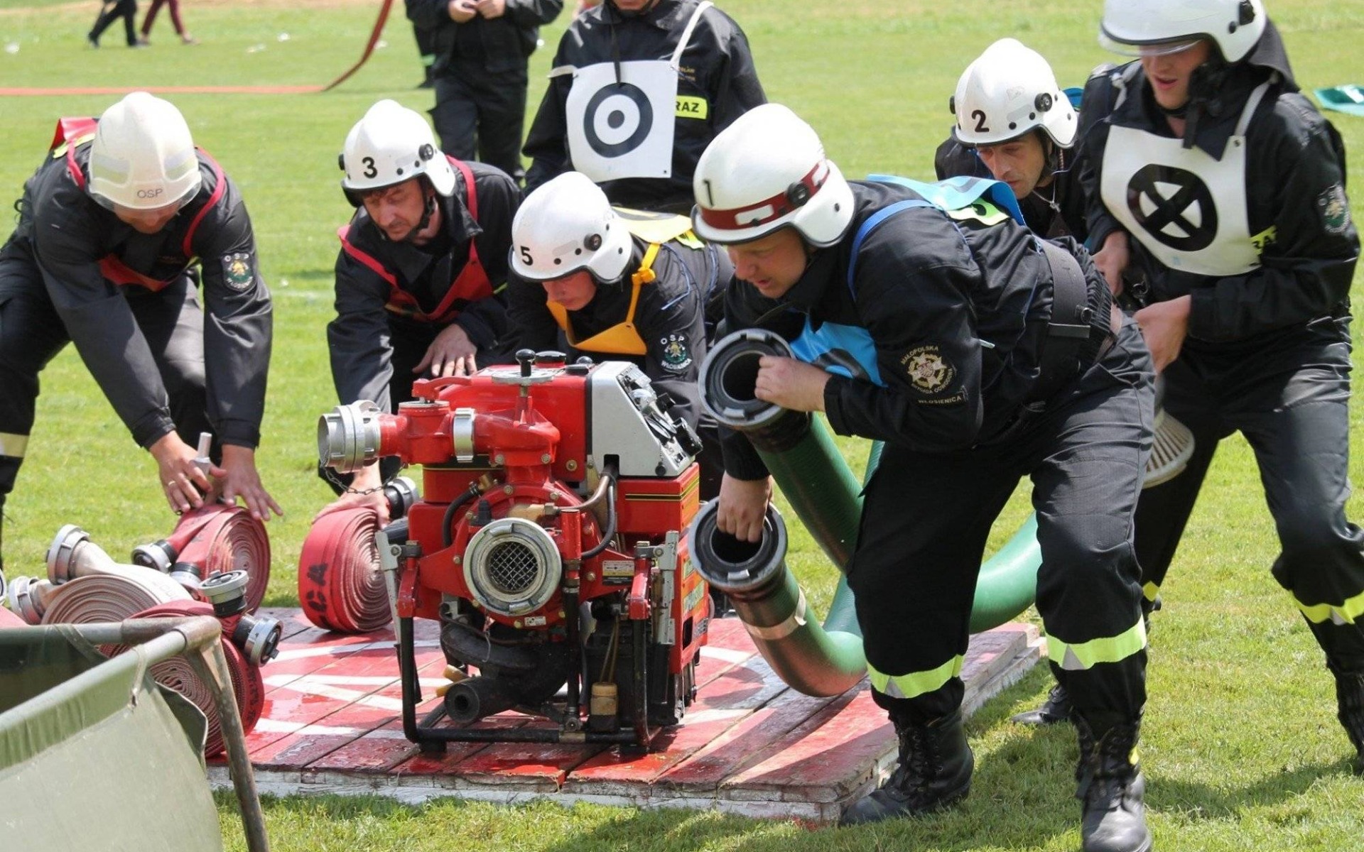 "Bogu na chwałę, ludziom na ratunek!"