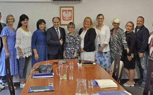 Powierzenie stanowisk dyrektorom