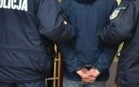 Brzeszcze. Policjanci zatrzymali włamywacza, który okradł pracowników kopalni