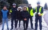 Oświęcim. „Kręci mnie bezpieczeństwo przez cały rok szkolny”. Uczniowie i policjanci w mikołajkowych działaniach profilaktycznych pn.: „Cukierek, albo rózga”