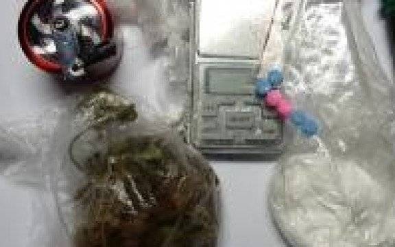 Gmina Zator. Policjanci zatrzymali dealera i przechwycili jego towar