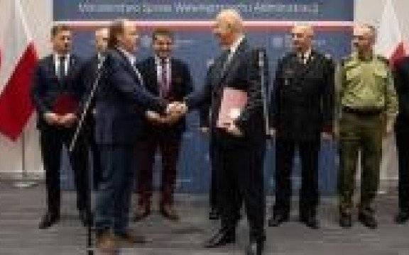 MSWiA. Jest porozumienie MSWiA i związków zawodowych funkcjonariuszy