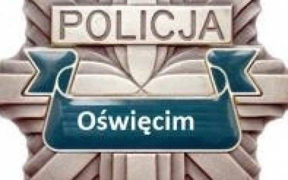 Oświęcim. Policjanci ponownie apelują do seniorów o ostrożność, gdy do drzwi zapuka nieznajoma osoba