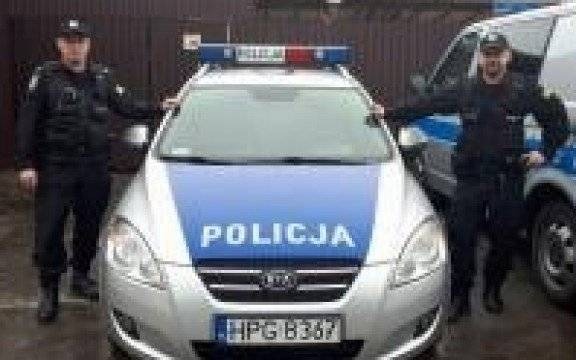 Gmina Oświęcim. Policjanci uratowali życie mężczyzny