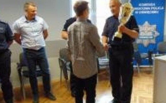 Oświęcim. Puchar Komendanta i wyjątkowa niespodzianka dla laureata XIX Ogólnopolskiego Konkursu Modeli Kartonowych w Przeciszowie