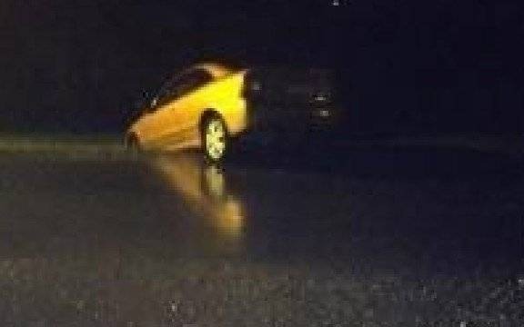 Bulowice. Podejrzany o trzy przestępstwa drogowe wpadł do rowu, a później w ręce policjantów