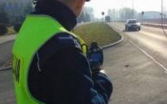Powiat. Czterech kierowców straciło prawo jazdy za nadmierną prędkość