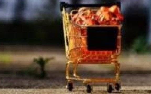 Zakupy przed świętami - zachowajmy czujność i rozwagę