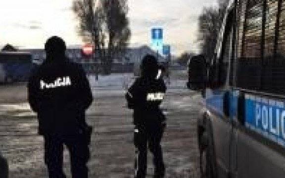 Oświęcim. Utrudnienia w ruchu drogowym w dniu 27.01.2020roku, w związku z obchodami 75. Rocznicy Wyzwolenia byłego niemieckiego nazistowskiego obozu koncentracyjnego i zagłady Auschwitz – Birkenau.