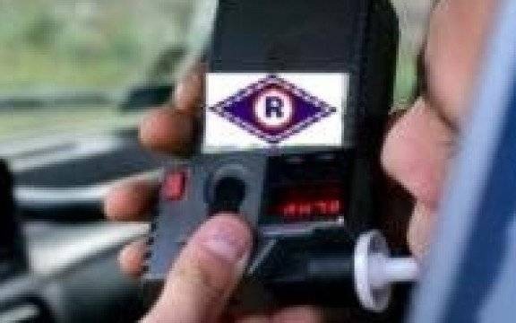 Brzeszcze. Policjanci zatrzymali dwóch pijanych kierowców
