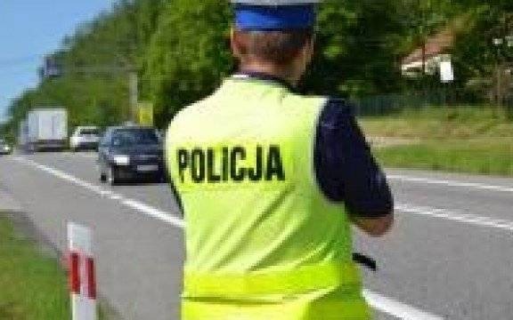 KWP Kraków. Podczas zbliżającego się wydłużonego weekendu, zachowajmy rozsądek i życzliwość na drodze wobec wszystkich uczestników ruchu drogowego!