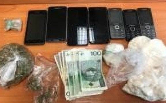 Brzeszcze. Policjanci zatrzymali dealera i przechwycili narkotyki