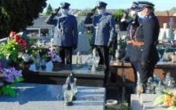 Oświęcim. Oddali hołd przedwojennym policjantom oraz bohaterom Powstania Warszawskiego