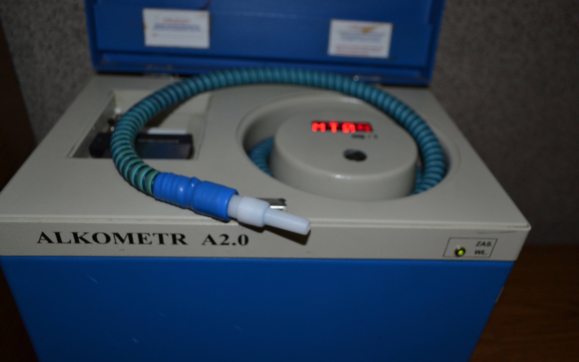 Kęty. Policjanci zatrzymali pijanego kierowcę nie posiadającego uprawnień do kierowania