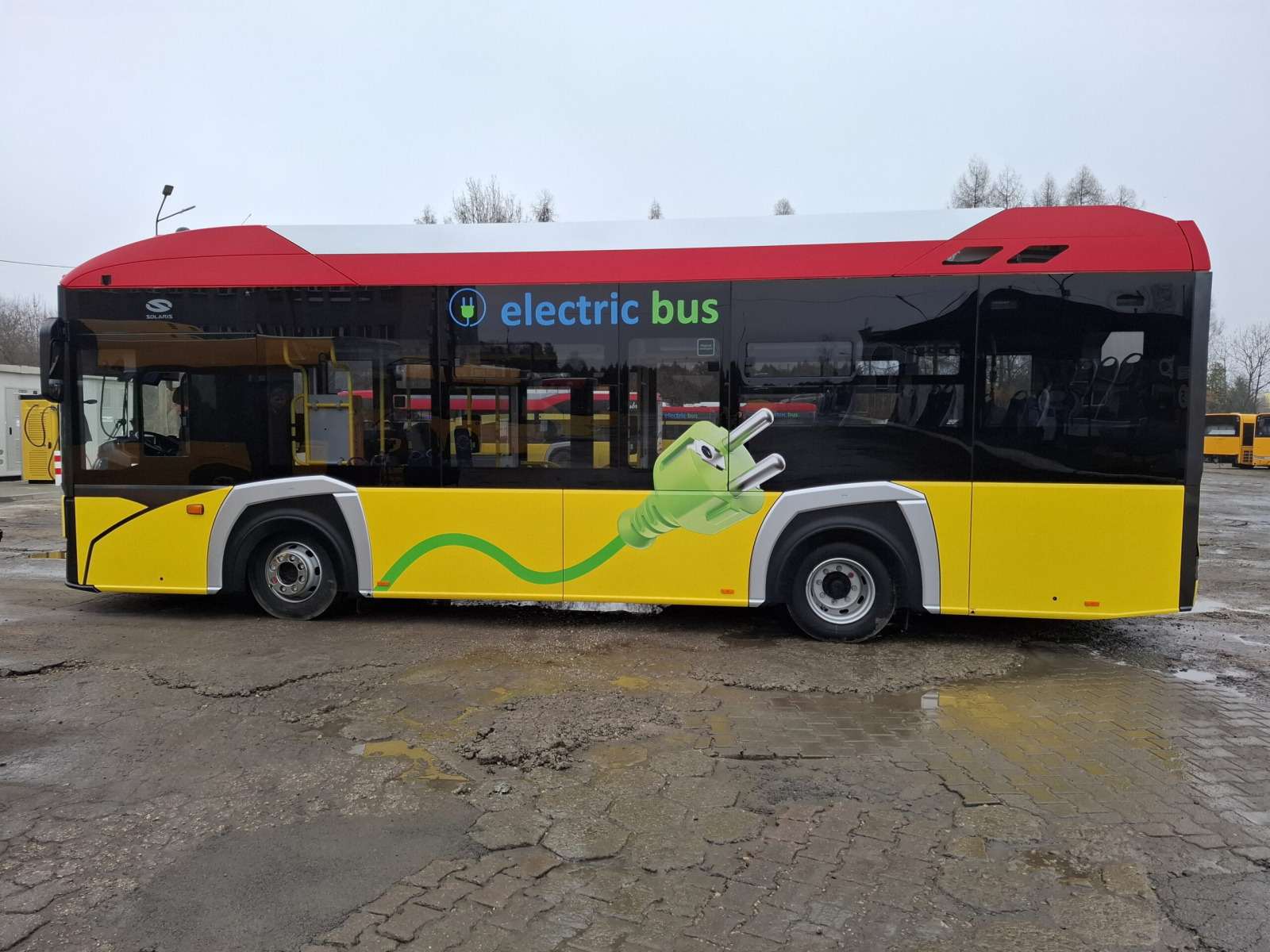 Oświęcim. Kolejne „elektryki” na ulicach. Miasto stawia na elektromobilność