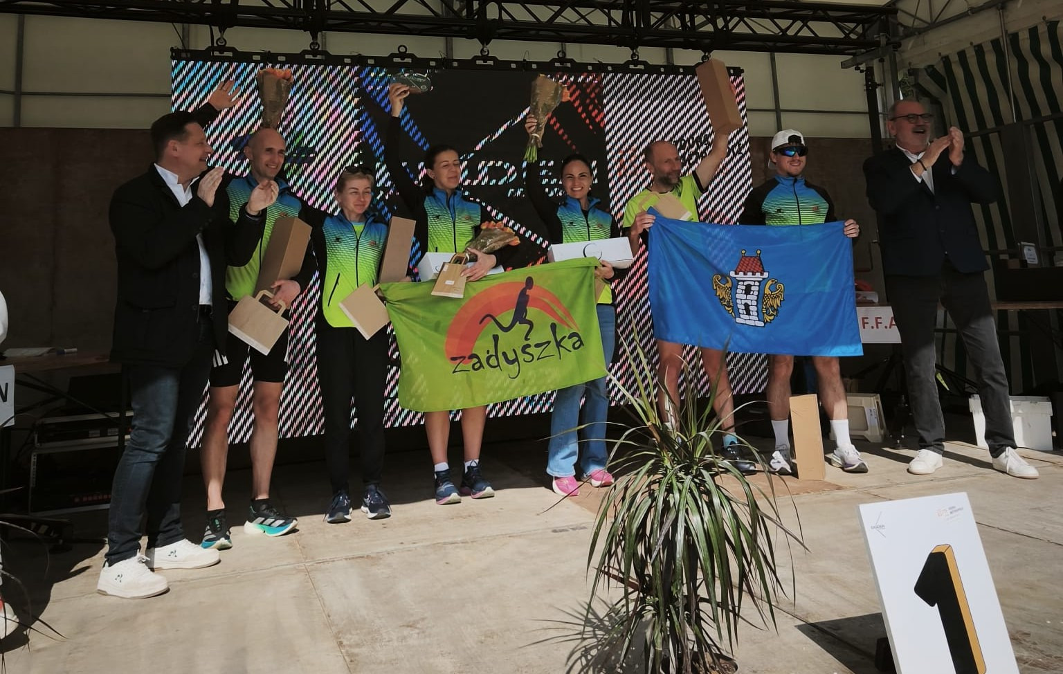 Sześciu zawodników, jedno zwycięstwo – Zadyszka Oświęcim triumfuje we francuskim Ballan-Miré!