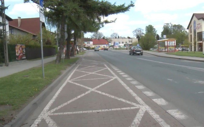 Przebudowa ul. Królowej Jadwigi. Prace prowadzone będą na razie w pasie postojowym