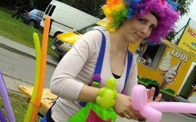 Ekowioska dla dzieci przed Oświęcimskim Centrum Kultury