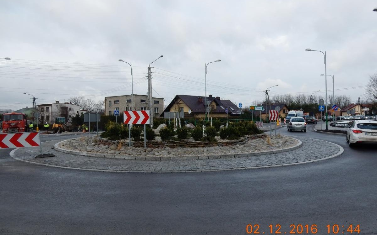Nowa droga wraz z rondem już gotowa