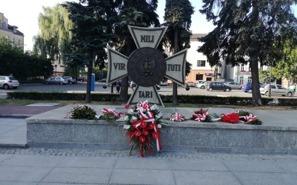 Oświęcim. Miasto odnowiło Grób Nieznanego Żołnierza