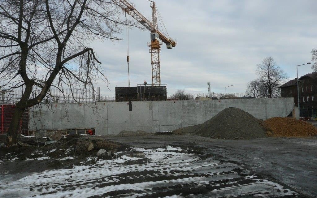 Oświęcim. Park and Ride pnie się w górę