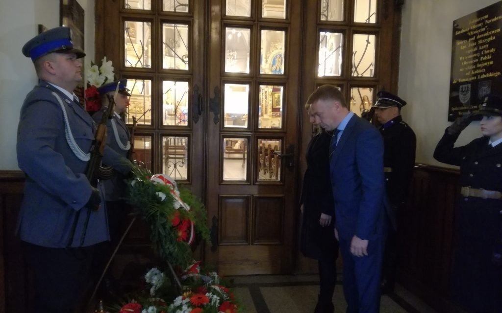 Oświęcimiu. Pamiętano o 79. rocznicy zbrodni katyńskiej