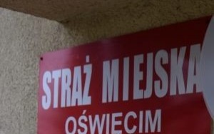 Oświęcim. Strażnicy miejscy pomogli bezdomnemu