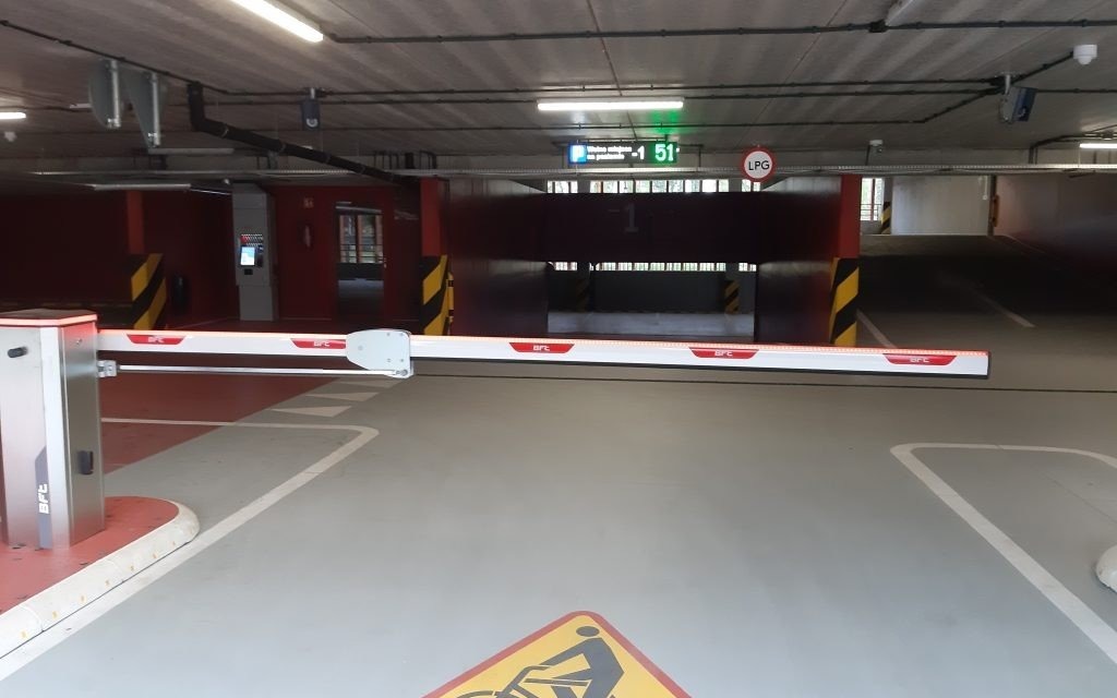 Oświęcim. Można już korzystać z Park and Ride