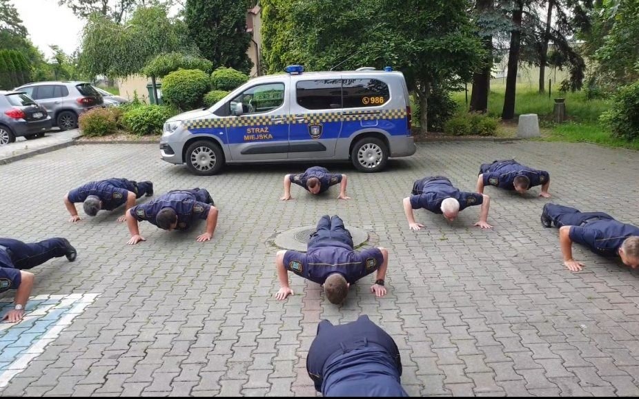 Oświęcim. Strażnicy miejscy "pompują" dla Tosi