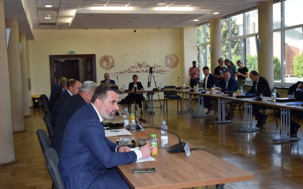 Oświęcim. Samorządowcy chcą współpracować. Zawiązali stowarzyszenie i wybrali władze