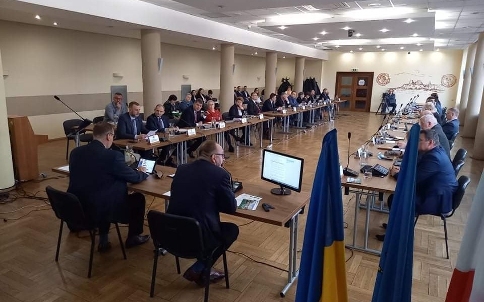 Oświęcim. Rezolucja w sprawie solidarności z partnerskim miastem Sambor na Ukrainie