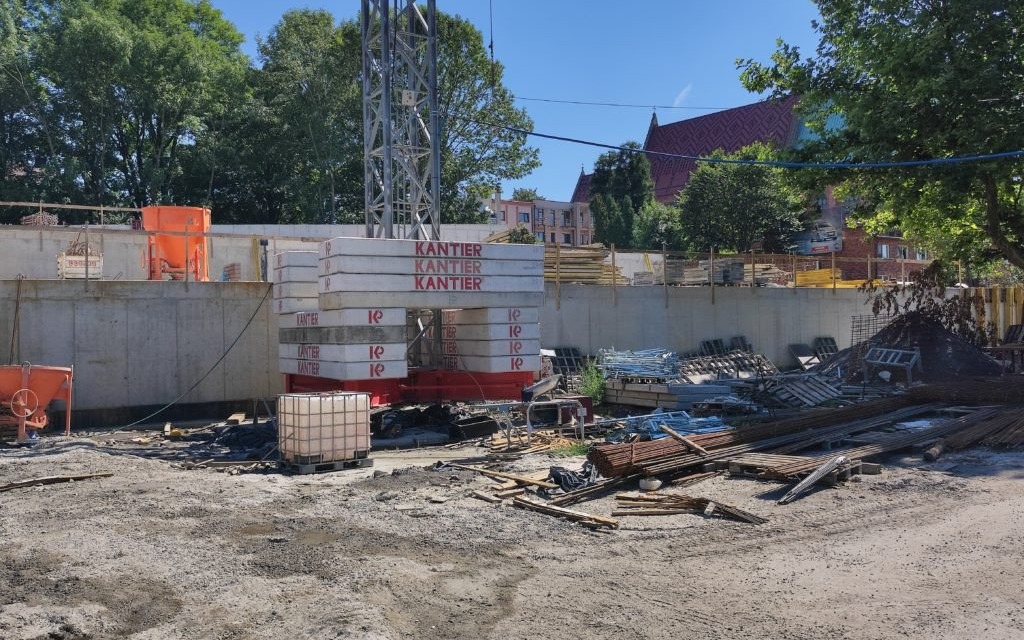 Oświęcim. Podziemny parking oraz nowa przestrzeń spotkań w Starym Mieście