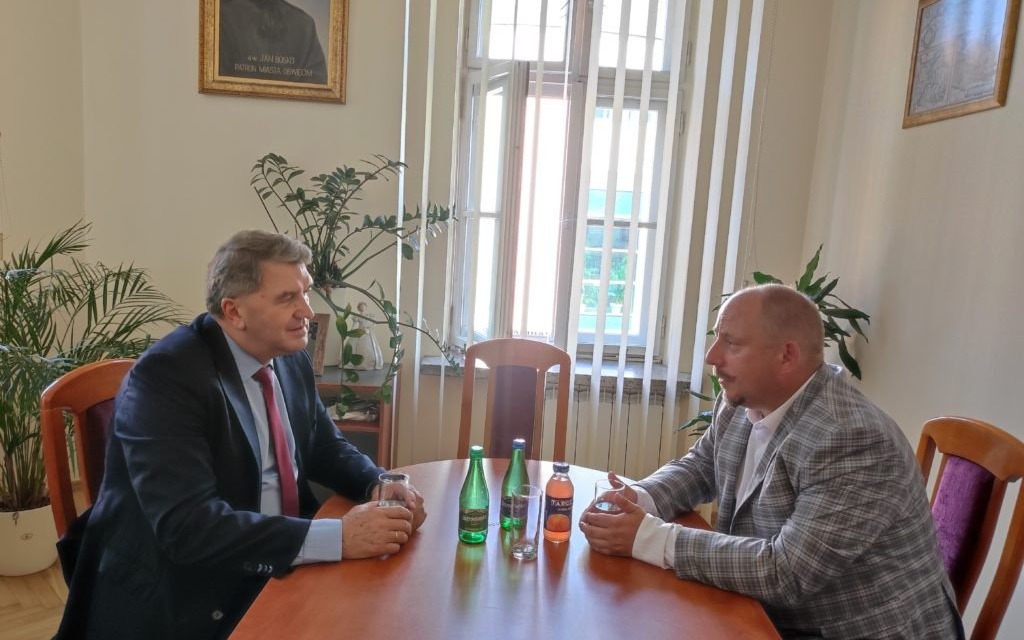 Oświęcim. O bolączkach samorządu i strategicznych inwestycjach. Spotkanie dwóch samorządowców
