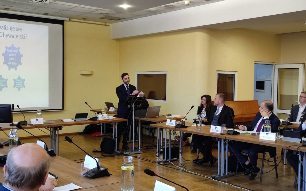 Oświęcim. Społeczna Inicjatywa Rad Osiedli będzie kontynuowana. Budżet Obywatelski nie uzyskał akceptacji Rady Miasta. Debata o partycypacji społecznej