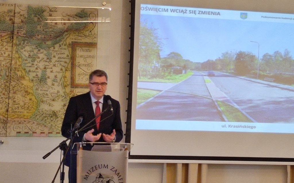 Oświęcim. Prezydent Oświęcimia Janusz Chwierut podsumował kadencję 2018-2024. Ogłosił też start w wyborach samorządowych