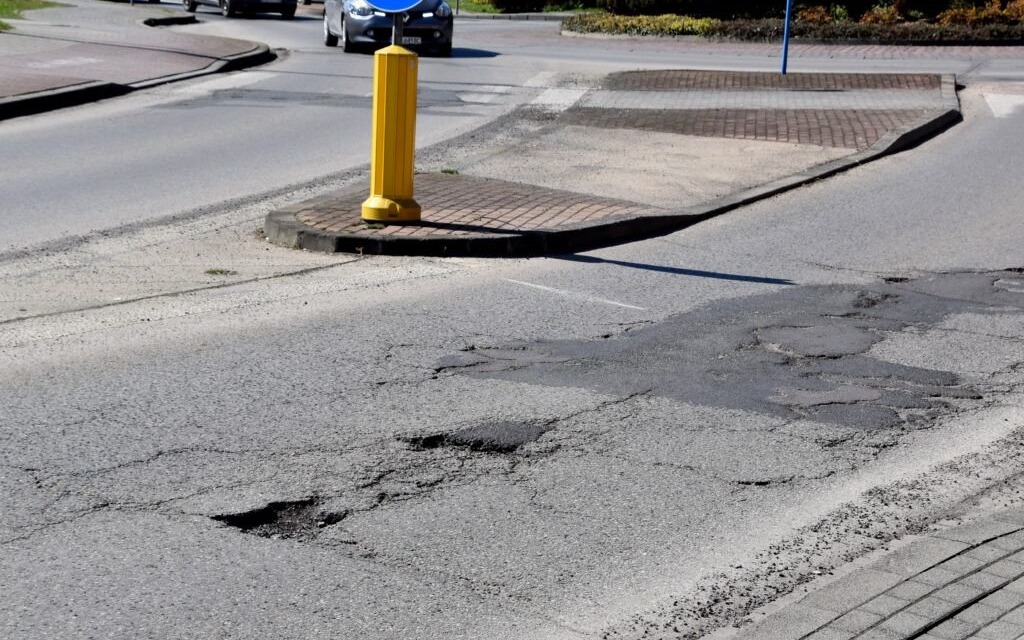Oświęcim. Utrudnienia w ruchu z powodu remontu ulicy Zaborskiej