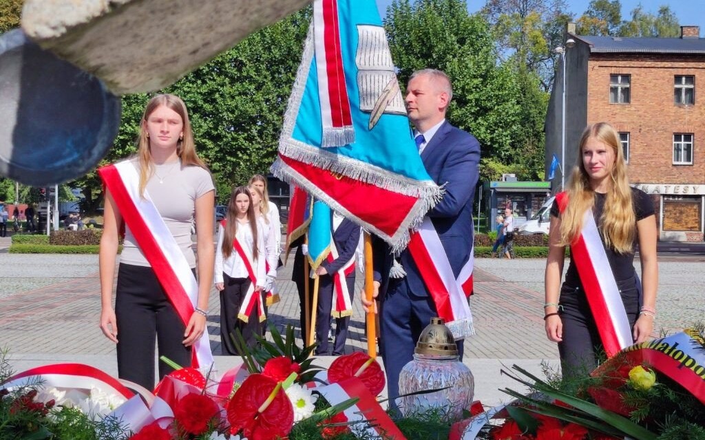 Oświęcim. Cześć pamięci wywiezionym w głąb ZSRR i pomordowanym w czasie II wojny światowej