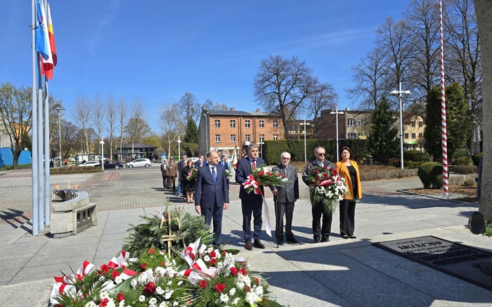 Oświęcim. Przywołano pamięć ofiar. 13 kwietnia Dzień Pamięci Ofiar Zbrodni Katyńskiej.